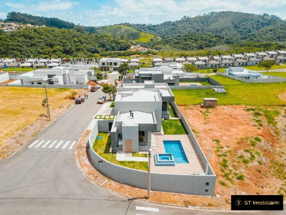 Imagem Casa térrea à venda em Condomínio na região de Atibaia - R$1.590.000!