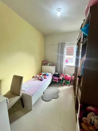 Imagem Casa geminada de 2 quartos no bairro Espinheiros, em Itajaí/SC