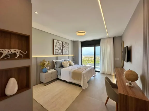 Imagem Casa em Condominio 5 Dormitórios - Bairro Capão Novo