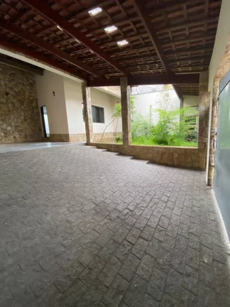 Imagem Casa com 3 dormitórios para alugar, 240 m² por R$ 4.478,45/mês - Vila Luzita - Santo André/SP