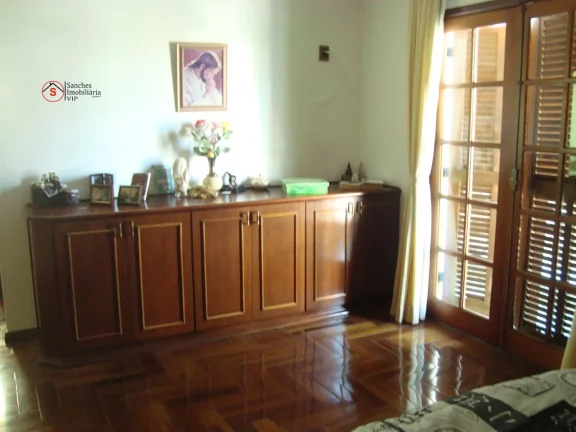Imagem AMPLO SOBRADO A VENDA DE ALTO PADRÃO! EXCELENTE LOCALIZAÇÃO. Ao lado do Jardim Avelino e Largo da Vila Zelina, Padaria Cepam e Metrô Vila Prudente.