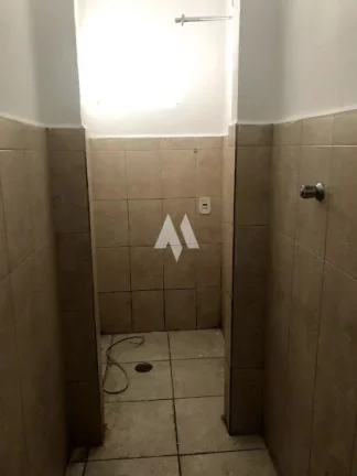 Imagem Casa Comercial para locação com 5 dormitórios e 8 vagas no bairro do Marapé em Santos/SP