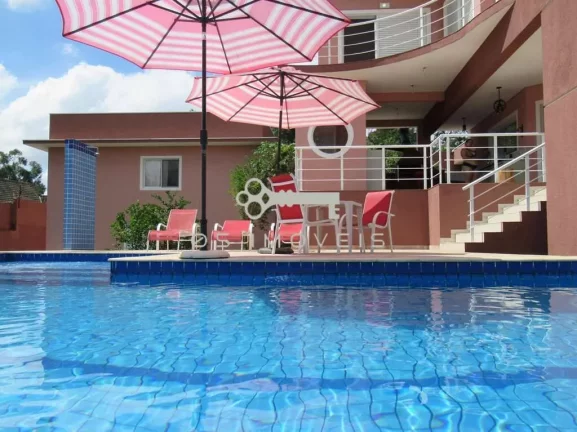 Imagem Jd Colonial - Nova, moderna, 4 suítes e 7 vagas cobertas!