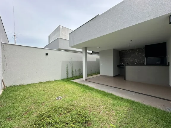Imagem Linda Casa à Venda Projeto Funcional e Amplo!