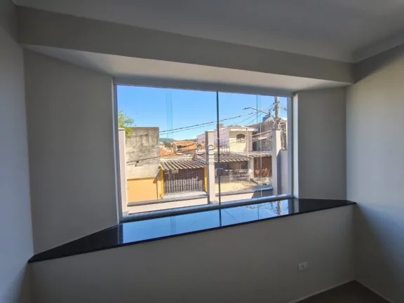 Imagem Sobrado com 160 M², 03 dormitórios sendo 01 suíte, 1 banheiro social e lavabo, sala para dois amb...