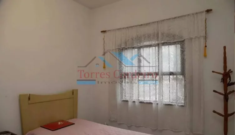 Imagem Sobrado com 3 dorm. + 2 vagas - Jardim Taboão