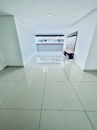 Imagem Apartamento pronto para morar, 3 dormitórios à venda por R$ 1.950.000,00 - Edifício KARLOVY VARY - Jóquei - Teresina/PI