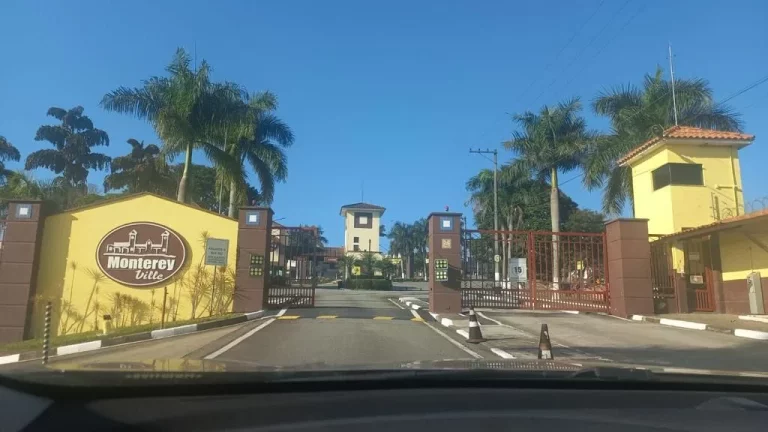 Imagem Sobrado com 4 dormitórios à venda, 850 m² por R$ 17.000.000,00 - Taboão - Mogi das Cruzes/SP