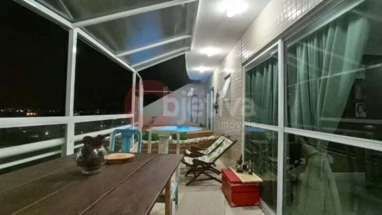 Imagem Cobertura com 3 dormitórios à venda, 194 m² por R$ 950.000,00 - Braga - Cabo Frio/RJ