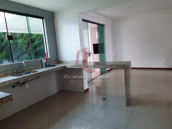 Imagem Linda Casa Duplex Localização Privilegiada c/ 150 m²