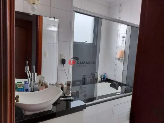 Imagem Sobrado à venda 3 Quartos, 1 Suite, 2 Vagas, 173M², Vila Lúcia, São Paulo - SP