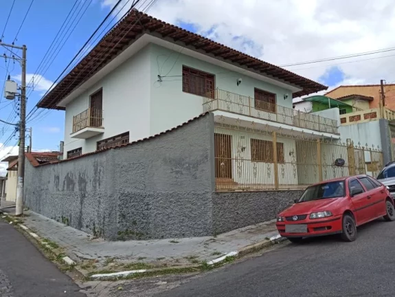 Imagem Sobrado com 5 dormitórios à venda, 502 m² por R$ 1.200.000,00 - Centro - Poá/SP