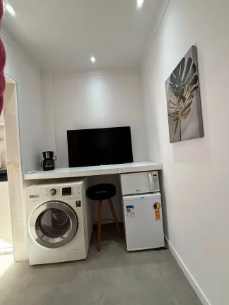Imagem Apartamento 1 dormitório com closet, reformado na Aparecida, Santos