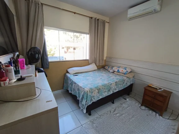 Imagem Casa De 3/4 Com Suite Em Avenida No Santa Luzia