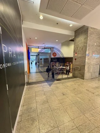 Imagem Loja Comercial para Locação na Bela Vista, São Paulo-SP: 792,78m², 1 Sala e 1 Banheiro. Venha Conferir!