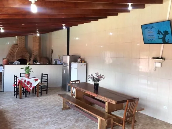 Imagem Chácara com 4 dormitórios à venda, 1050 m² por R$ 900.000,00 - Varinhas - Mogi das Cruzes/SP
