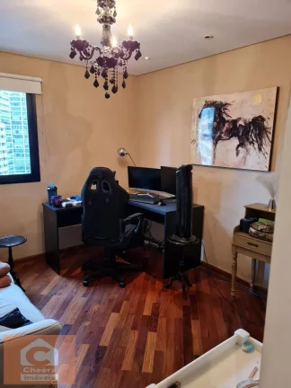 Imagem VILA NOVA CONCEIÇÃO 3 SUÍTES - 3 GARAGENS, PISCINA!!!