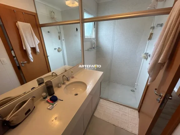 Imagem Casa em Condomínio 4 dormitórios, 4 vagas , linda , nova