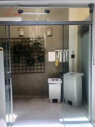 Imagem Casa no Condomínio Andreas - 4 dorms - 200m²