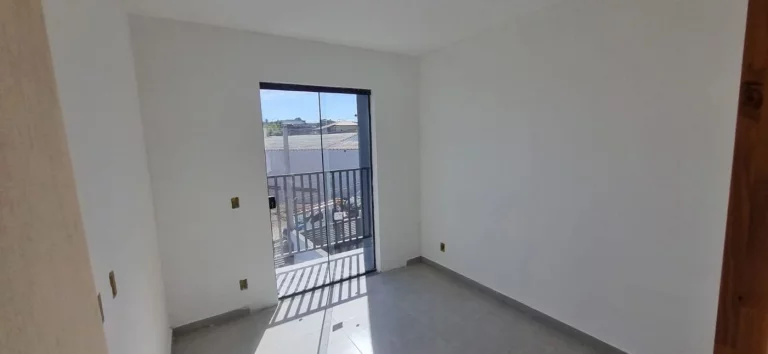 Imagem Casa à venda em Franco da Rocha-SP, bairro Vila Eliza: 2 quartos, 1 sala, 2 banheiros, 1 vaga de garagem. Venha conferir!