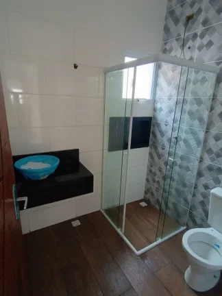 Imagem Casa para Venda em Mongaguá, Balneário Itaóca, 2 dormitórios, 1 suíte, 1 banheiro, 2 vagas