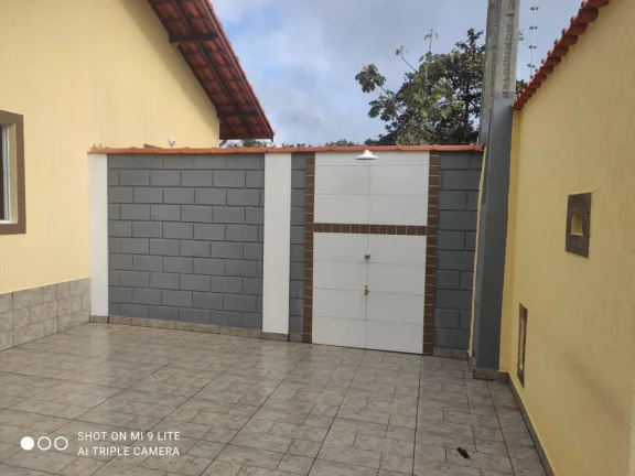 Imagem Casa para Venda em Itanhaém, Nova Itanhaem, 2 dormitórios, 1 suíte, 1 banheiro, 3 vagas