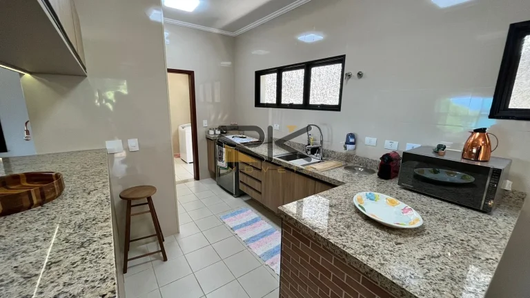 Imagem EXCELENTE SOBRADO EM CONDOMÍNIO FECHADO EM UBATUBA-SP COM 3 DORMITÓRIOS SENDO1 SUÍTE,VARANDA GOURMET COM VISTA PARA O MAR