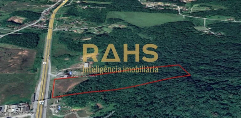 Imagem Terreno na BR 101 com 53.311,46 m² Sendo 18.886,90 m² Urbanos E 33.424,56 m² Rural Com 10.000 m²...