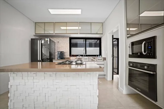 Imagem Oportunidade na Riviera, casa à venda e Locação anual, com 5 dormitórios 5 suítes 337m² de área útil