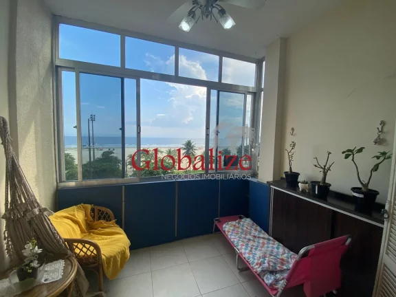 Imagem Apartamento de frente a praia com varanda no José Menino em Santos R$ 800.000,00