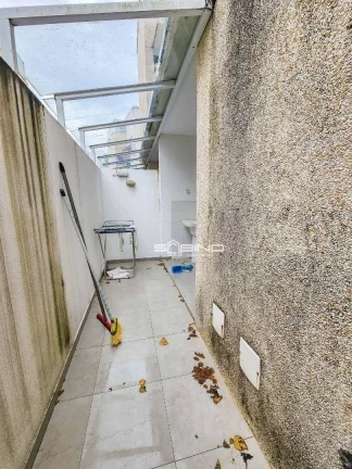 Imagem Belíssima casa de Villagio à venda com 4 Dormitórios sendo 2 suítes 223m² na Riviera de São Lourenço - Bertioga SP