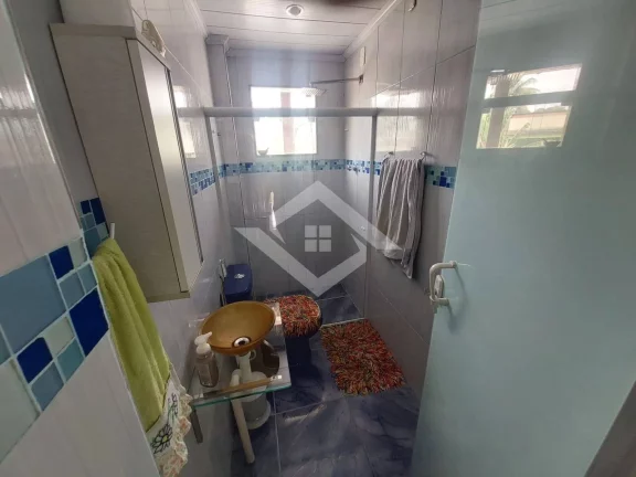 Imagem Casa triplex com duas suítes e terraço, Tingui, Campo Grande