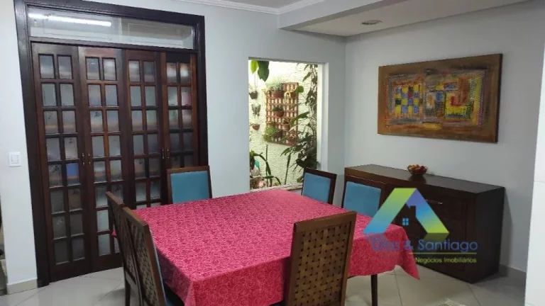 Imagem PARQUE ORATÓRIO Sobrado, 230M², 4 dormitórios, 1 suíte, varanda gourmet, 4 vagas de garagem com ótima localização e valor !!!