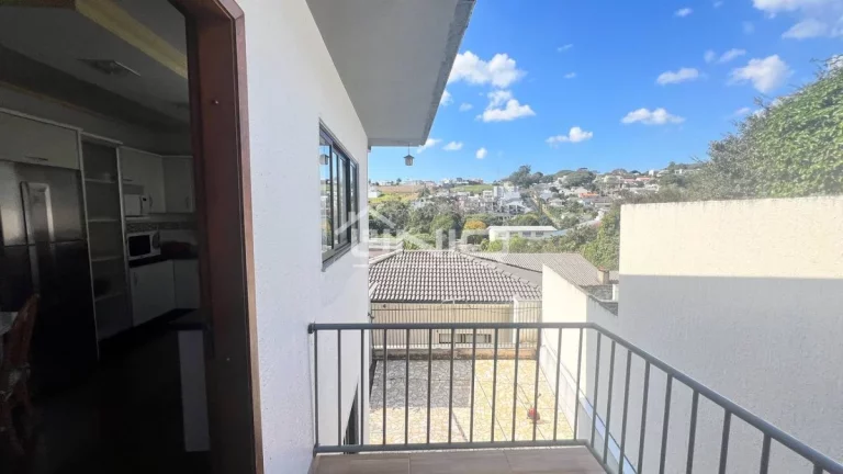 Imagem Casa Suíte + 3 Dormitórios - Vila Isabel