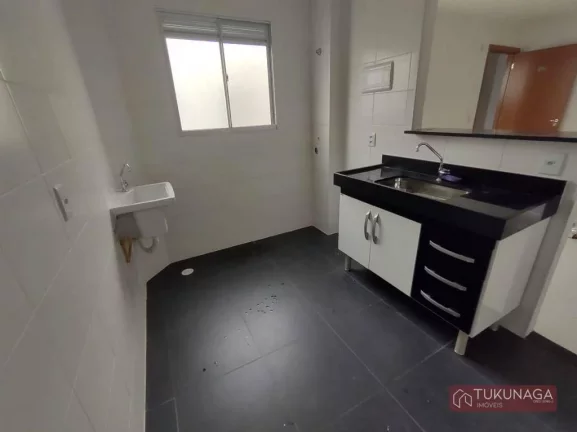 Imagem Apartamento com 2 quartos para alugar, 41 m² por R$ 1.621/mês - Água Chata - Guarulhos/SP