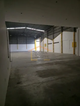 Imagem Galpão comercial para locação
Área total de 1.200m² com piso nivelado a laser e pé direito de ...