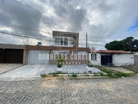 Imagem Casa Completa com Piscina e Área Gourmet em Rio Doce