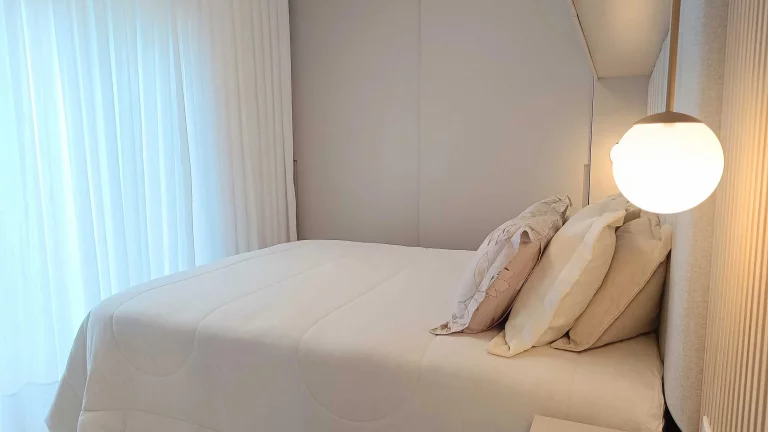 Imagem Apartamento com 3 dormitórios sendo 2 suítes e 1 vaga de garagem Centro, Balneário Camboriú/SC