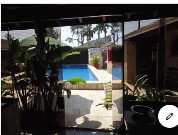 Imagem Casa para Temporada em Ubatuba / SP no bairro Lázaro (Praia Domingos Dias)