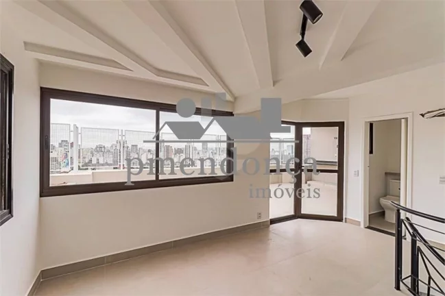 Imagem Cobertura Duplex com ótima vista e excelente localização no coração de Pinheiros.