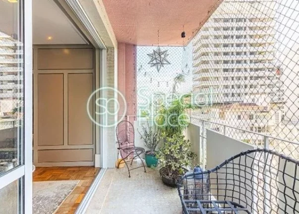 Imagem Excelente apartamento com 175m² no Jardim América. Amplo living para dois ambientes e varanda espa...