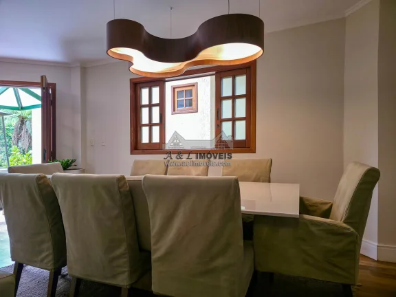 Imagem Casa à venda Campos do Jordão condomínio fechado estilo alpino 4 dormitório
