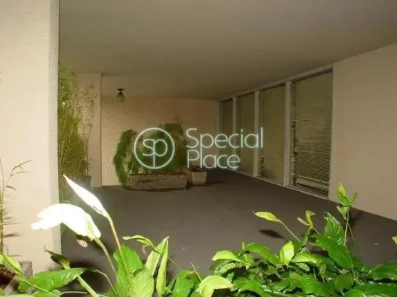Imagem Lindo Apartamento com 120m² em Pinheiros Living amplo para dois ambientes com janelas piso ao teto,...