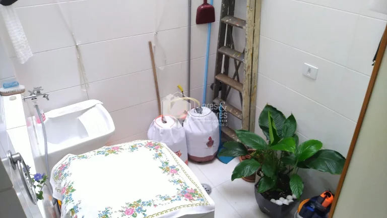 Imagem Sobrado à venda, com 83m² 2 suítes e 2 vagas, impecável semi novo com piso em porcelanato e sol da manhã - Vila Celeste, São Paulo, SP