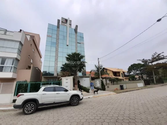 Imagem Ótimo apartamento 3 dormitórios na praia do Mariscal