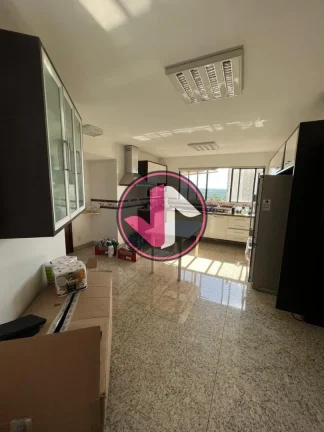 Imagem Este incrível apartamento de 3 dormitórios e 3 suítes está localizado no bairro Santa Rosa, em C...