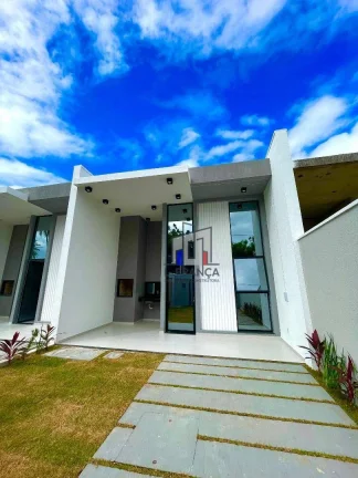 Casa com 3 dormitórios, 2 vagas à venda, 109 m² por R$ 450.000 - Mangabeira - Eusébio/Ceará