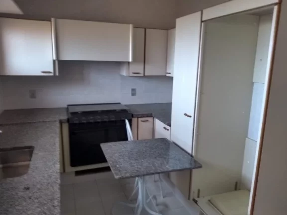 Imagem Casa em excelente localização próximo as principais avenidas
