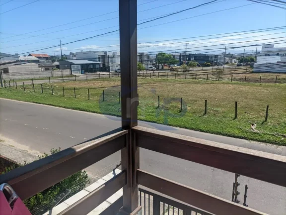 Imagem Sobrado á venda com 3 dormitórios na Stan em Torres/RS