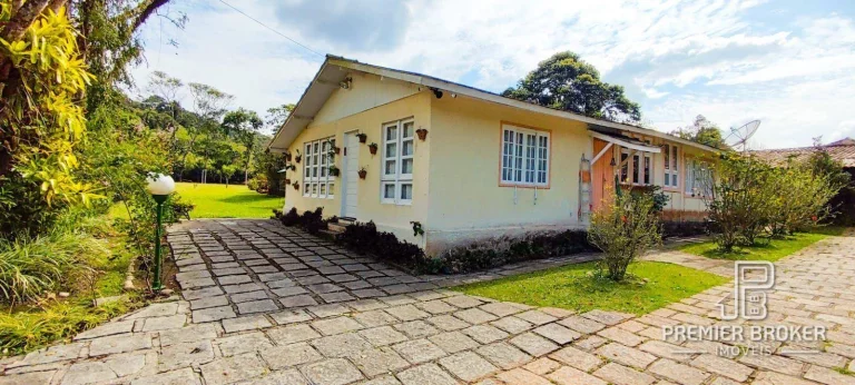 Imagem Casa com 5 dormitórios à venda, 620 m² por R$ 1.650.000 - Próximo a Albuquerque - Teresópolis/RJ